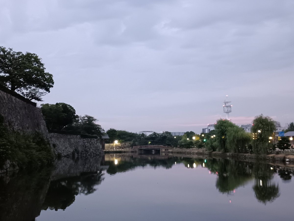 coo_sy's tweet photo. おはようございます！
木曜日の朝ラン14km🏃
湿度高すぎ😅💦 https://t.co/NCwQfpQyIv