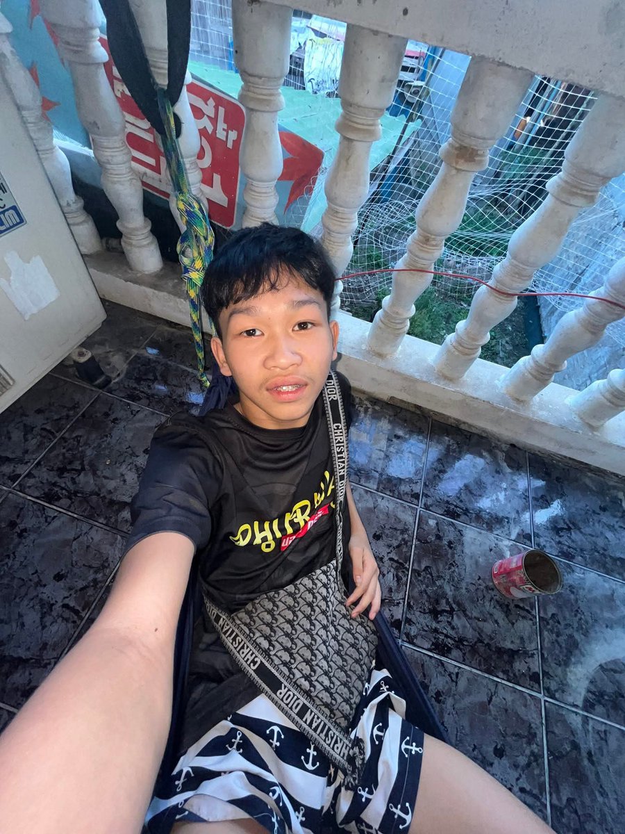 Phuriwat168sz's tweet photo. ทำไรกันอยู่น้อตอนนี้😜 #สุโขทัย #ในเมืองสุโขทัย #ทักมาเลยงับ🤟🤍 https://t.co/HSpX2bC4g5