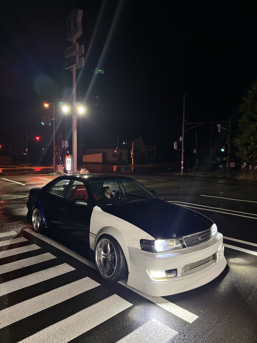 koya_R35's tweet photo. 車高調変えてからまだ全開走行してない
車出来たらどっかでサーキット行こっと

#jzx100 #chaser https://t.co/93UcvyCTex
