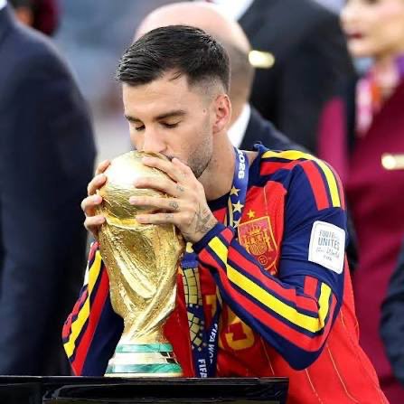 GxlDeTrippiz's tweet photo. Decías? Viva España 🇪🇸 https://t.co/dqMi2Jk8Sc