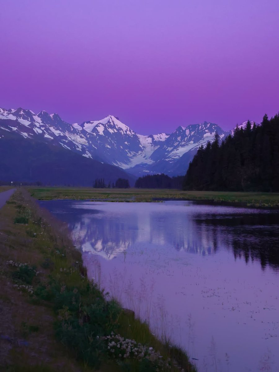 worldclick56's tweet photo. Evening in Alaska 🇺🇲 https://t.co/huJP2vDW7R