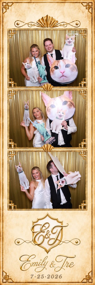 ExposureSelfie's tweet photo. 🗽💍 Congratulations to Emily & Tre! ❤️

We loved creating a completely custom New York City-themed photo booth experience for their July 25 wedding—featuring our custom 1950s NYC Taxi Cab, personalized NYC props, and the true guest of honor, Max the Cat! 🐈🚖

Every wedding has a story. We love bringing those stories to life with custom props, personalized designs, and unforgettable photo booth experiences.

Thank you, Emily & Tre, for letting Southern Exposure Selfie Booth be part of your incredible day. Wishing you both a lifetime of love and adventure! 🥂✨

#EmilyAndTre #JustMarried #SouthernExposureSelfieBooth #NYCWedding #CustomProps 
#PhotoBooth #WeddingInspiration #MaxTheCat #MississippiWedding