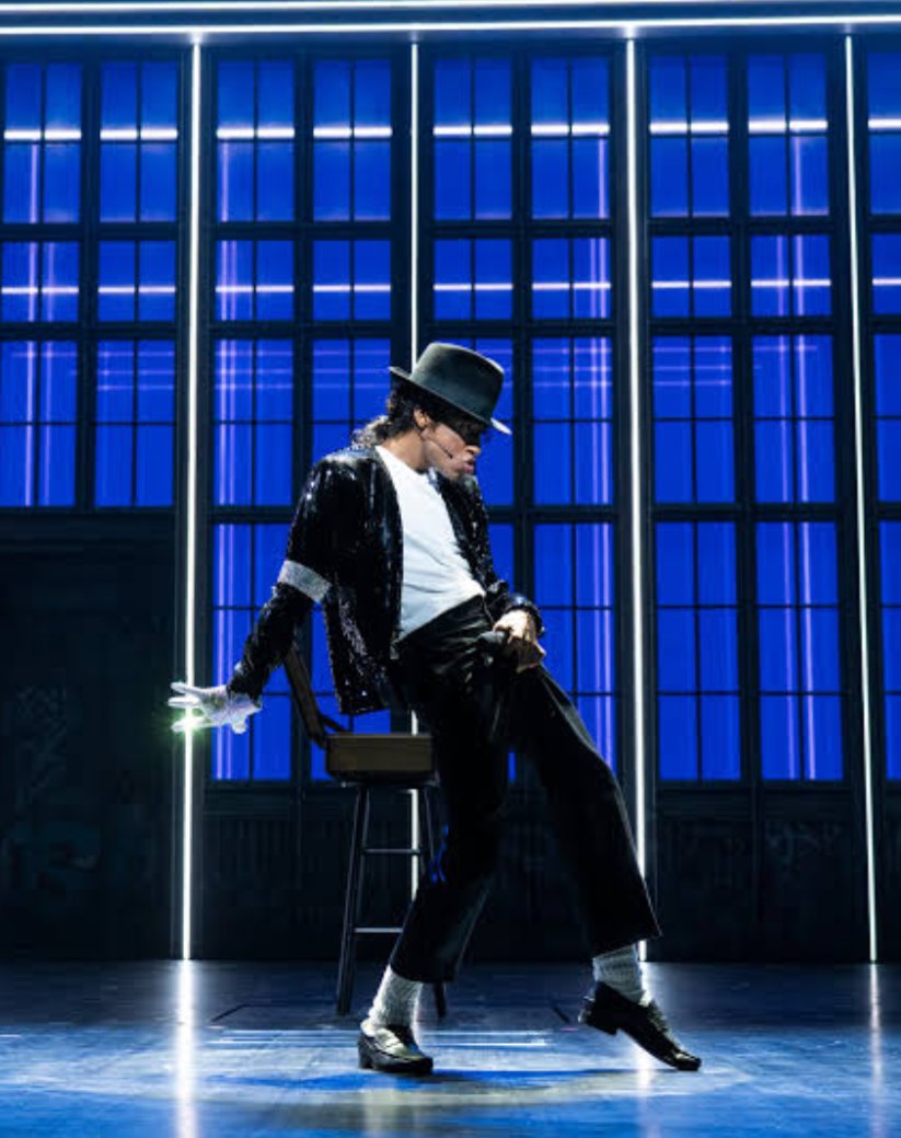 pixie08642's tweet photo. @andrewc44104127 Michael Jackson 🕺 An incredible artist, legend & truly amazing vocalist 👏
A very sad ending 😥 rip Michael 🙏
#OneInABillion https://t.co/PWbUzhlaFo