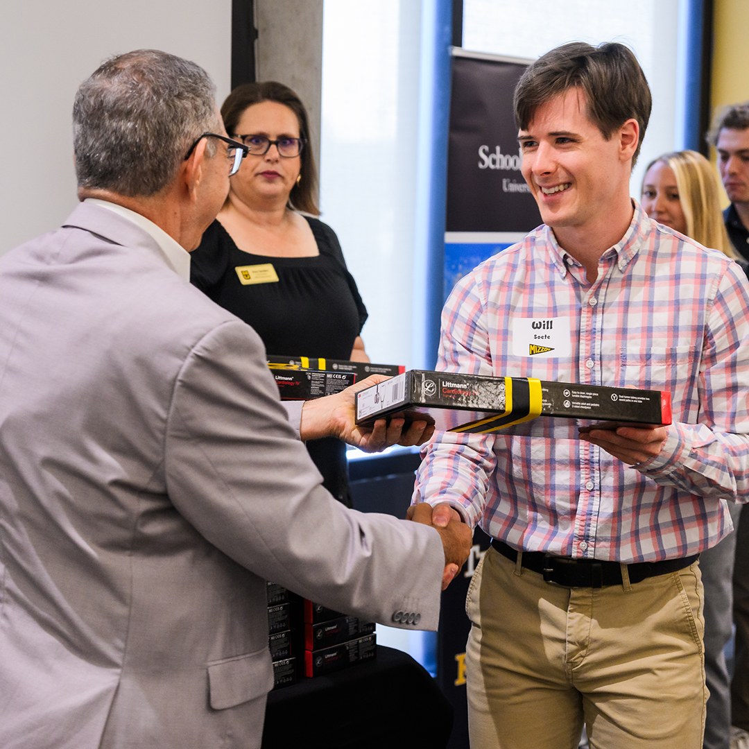 mumedicine's tweet photo. This morning, the #Mizzou School of Medicine Class of 2030 attended the annual Stethoscope Breakfast, where attendees received a stethoscope, their first medical tool, generously donated by our medical school alumni. 🩺

Welcome to @Mizzou, Tigers! https://t.co/SPlKDefF2q