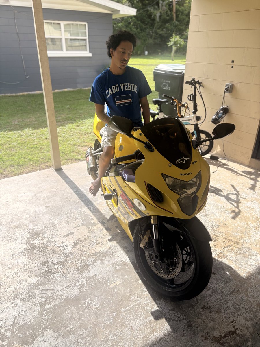 TheDanteLopes's tweet photo. Had a bit of nostalgia on the bike https://t.co/NIFpYTYeMs