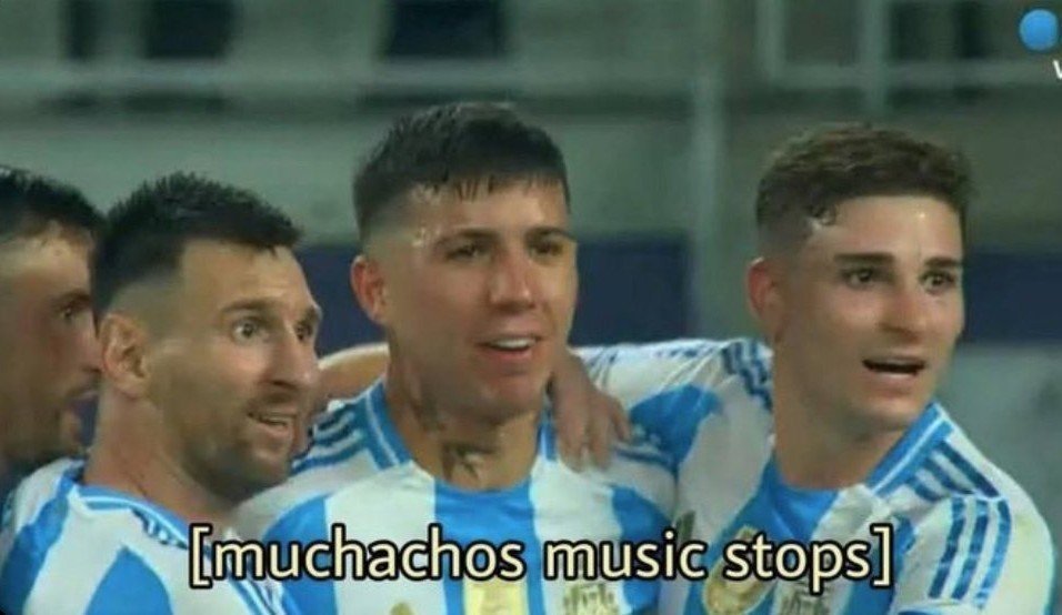 oneforAbby's tweet photo. Se acabó la joda del mundial y me vengo a acordar que me tengo que sacar un 8 (el culo te abrocho) para aprobar el cuatri de una materia y no estudie una mierda todavía https://t.co/beZmZBMRob