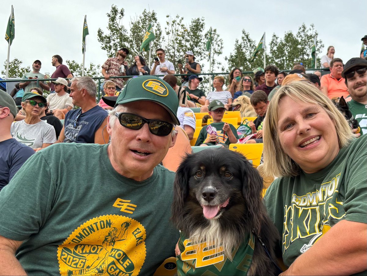 Piper_Kona's tweet photo. @GoElks @ATCO Thanks EE for the awesome time and especially for the win!  Can’t wait for the next dog day! https://t.co/bDHgJE62dh