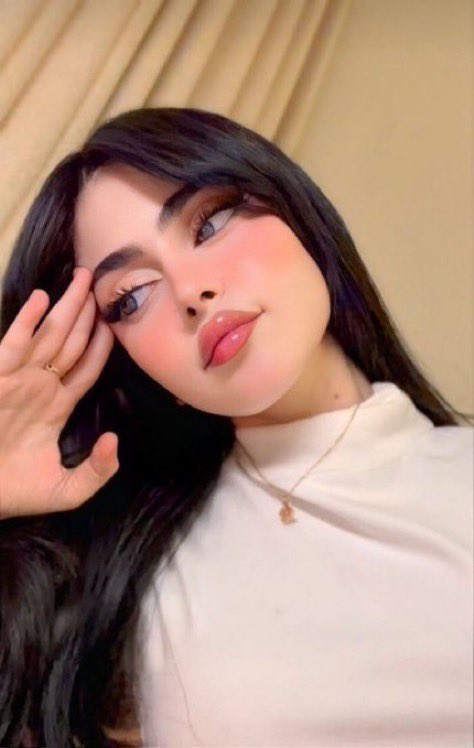 Re_no400's tweet photo. الي يبني احلبه على مشهورات خاص https://t.co/wFCd1X8pXY