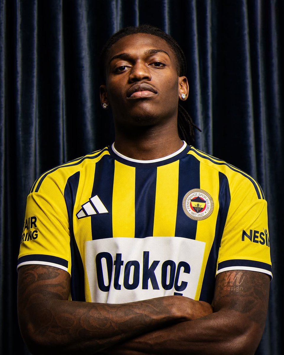 PesindeyzFB1907's tweet photo. Kerem Aktürkoğlu'nun durumunu kısaca size özetleyeyim musaba oyuna girdi 25 dakika mücadele etti posizyon yarattı ..

Kerem ile yola devam edilirse bu sezon ligin 10 haftasında havlu atarız.

Rafael Leao transferini bu hafta içinde bitirmek şart şu maçtan sonra!!

#LeaoFenere https://t.co/ZxtvZVL87n