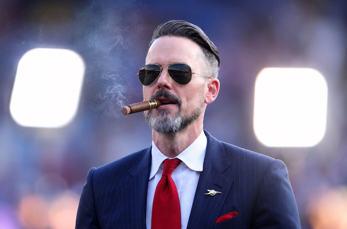 franchisexcl's tweet photo. #Generals. #Arsenal. #MoneyMakers. #Cigars. https://t.co/A75v0xhl2W