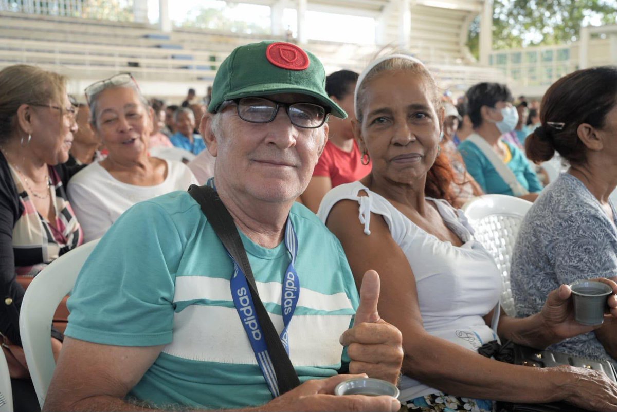 AlcaldiaMagui's tweet photo. ¡Atención! 👵👴 Desde hoy 29 de julio al 19 de agosto inicia el 6.º ciclo de #ColombiaMayor.  📍 Cobros presenciales en SuperGiros y SuRed.
📲 Si vinculaste tu cuenta en el Gestor Financiero, tu pago llega directo.  Trámites gratuitos y sin intermediarios.  #Nariño https://t.co/cJi0zbyOut