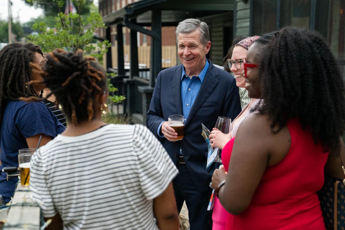 RoyCooperNC's tweet photo. We have work to do to leave a better country for the next generation. Yesterday, I spent time talking with young professionals about issues they are facing, their dreams and a bit about my love for UNC basketball.

Great to see young people interested and involved in this race. https://t.co/kCKFOBi6EP
