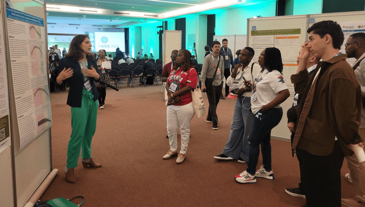 bccfe's tweet photo. Giuli Sucar at #AIDS2026 presenting "Progressive suppression and fragmentation of HIV transmission following scale-up of #TasP and #PrEP in British Columbia, Canada: a population level phylogenetic study" on behalf of Dr. Jeffrey Joy and their team. https://t.co/LPA0TzlUD6