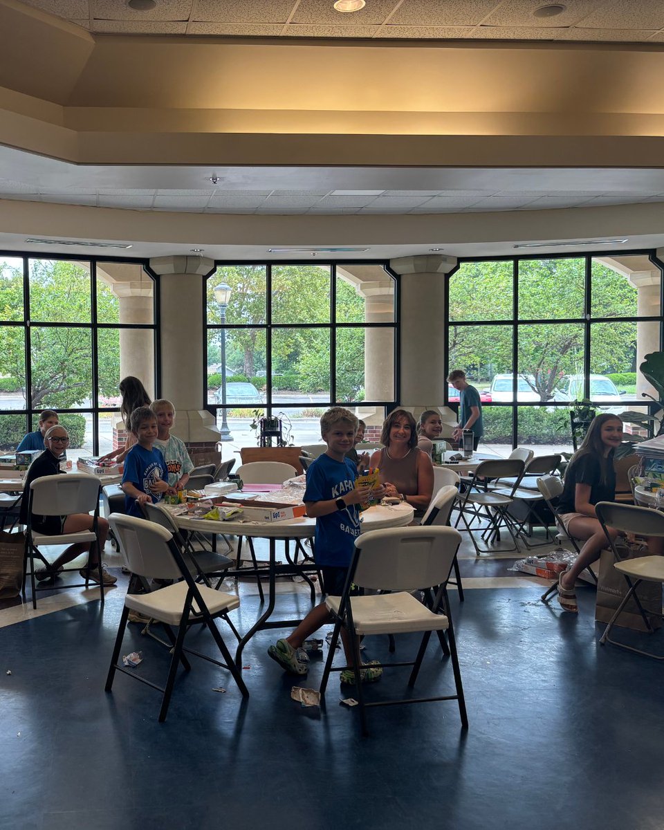 BlssdSacrament's tweet photo. ๐ Back-to-school preparations are in full swing at Blessed Sacrament Catholic School! From Fr. Hilger painting to our Yearbook Club organizing school supplies, our community is hard at work getting everything ready. We can't wait to welcome our students back! ๐๐ #BackToSchool https://t.co/4hCVOsoTBn