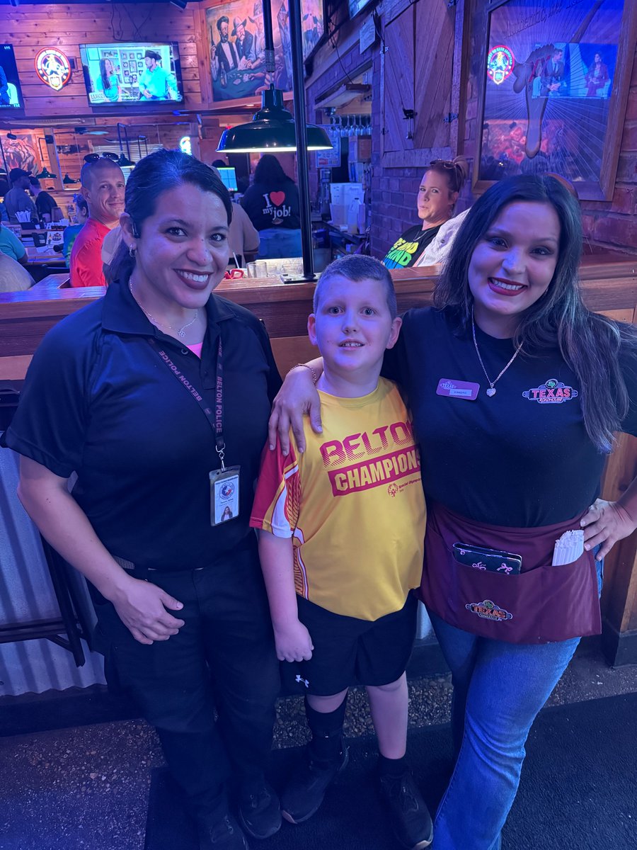 BeltonISD's tweet photo. Community is at the heart of everything we do.

Our Belton Champions were all smiles at Tip a Cop last week, sharing smiles and serving alongside local law enforcement while supporting a great cause.

Thank you to everyone who helped make it such a memorable experience.🍎 https://t.co/LWMSdlQ5Le