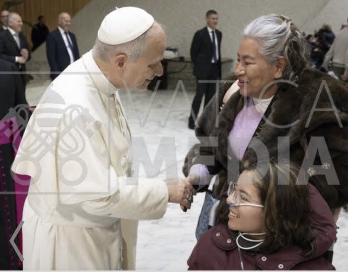 siete_letras's tweet photo. Orden de APREHENSIÓN contra mediadora del @PJCDMX ligada a despojos en @BJAlcaldia:

Virginia N es buscada por @PDI_FGJCDMX, ella presumía sus viajes por Europa.

Es la punta del iceberg. No trabaja sola. Es toda una red con políticos implicados. https://t.co/s6umcr6Fqm
