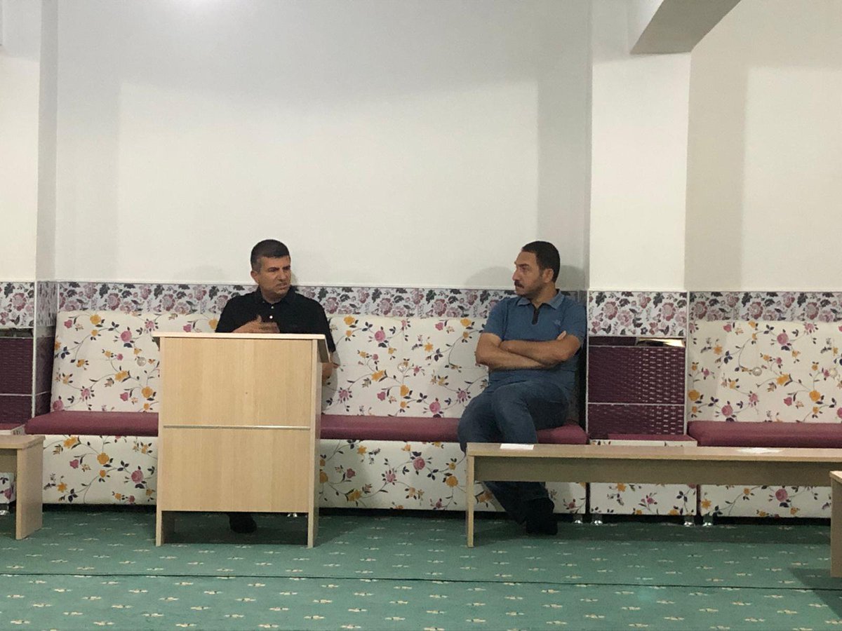ozgurderbingol's tweet photo. "Hukuk ve Adalet" başlıklı söyleşimizde, Av. Mehmet Alagöz'ün sunumuyla adaletin anlamını, hukukun toplumsal hayattaki yerini ve günümüzde yaşanan sorunları ele aldık.
Adaletin hâkim olduğu bir dünyanın inşası için gayretlerimizin devam etmesini temenni ediyoruz. https://t.co/ya8Rsv76x0