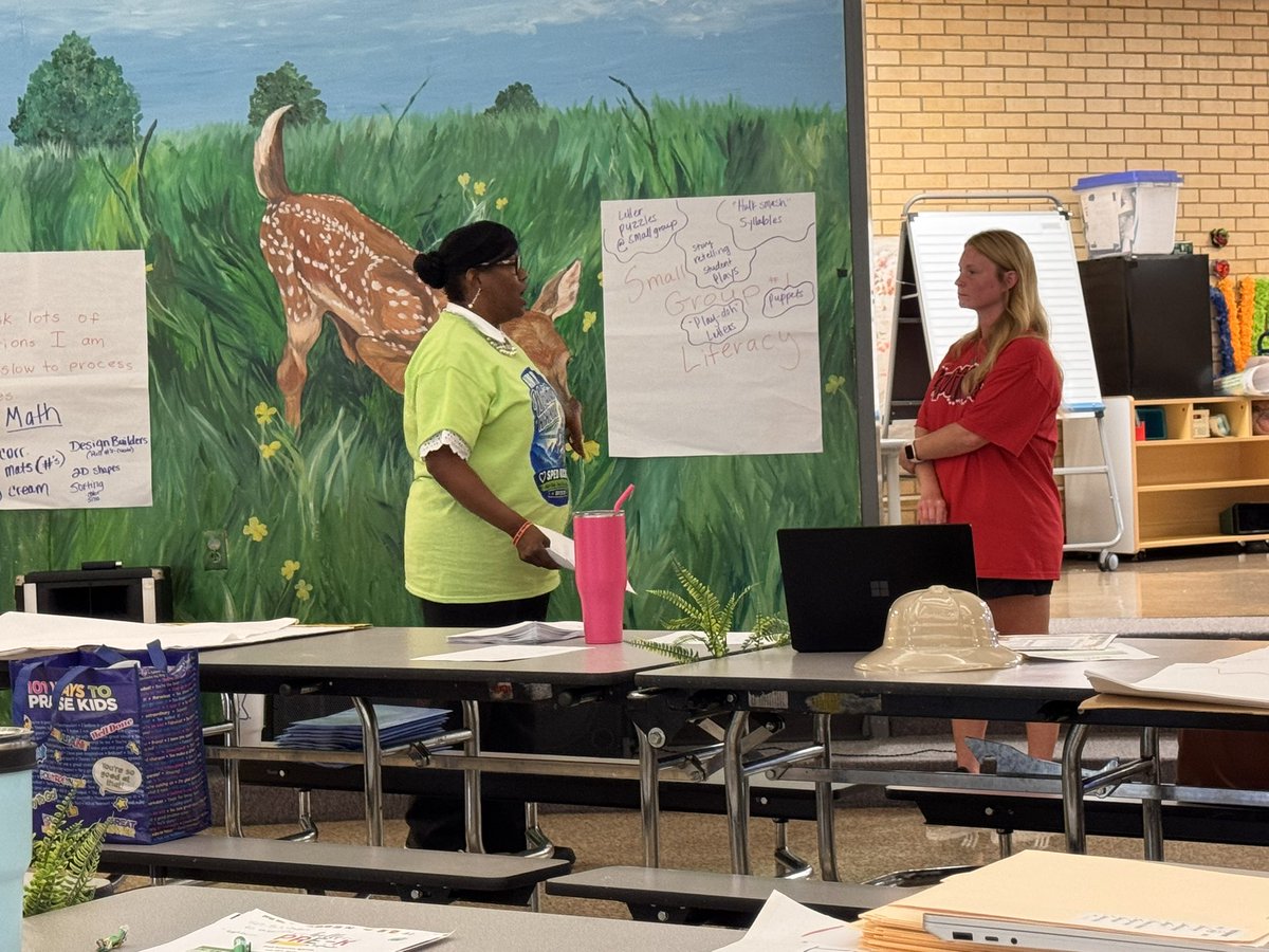 JmcssEMPOWERED's tweet photo. Dr. Searcy Professional Development for Nova Early Learning Center Teachers was Fun, Engaging and Informative!!!! WELL DONE!!!! #JMCSS #TeacherLeadership #NovaStars #EmpoweringEducators https://t.co/F8bkw1uaLZ