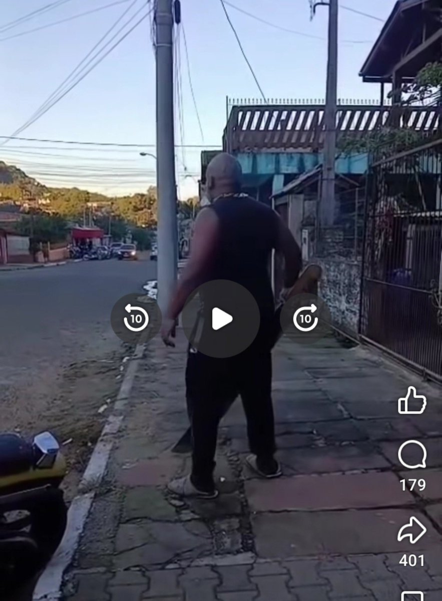 Mr_Saint_RA's tweet photo. @quackity4k Wey estaba viendo reels en face, y que me sale lit la mejor opción para machetes que puedes llevar para la velada 7, un saludo, hasta aquí mi aporte 🗿🫰 https://t.co/g6RpRYxsZN