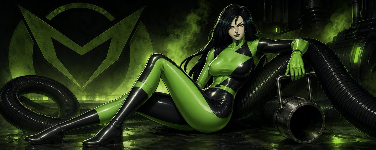 RubberShego's tweet photo. Who is Willingen to serve Shego? Clean every spot on ym latex rubbersuit or I will suck you up with my new vacuum hose device...

#roleplay #nsfwroleplay #shego https://t.co/xp73eltFii
