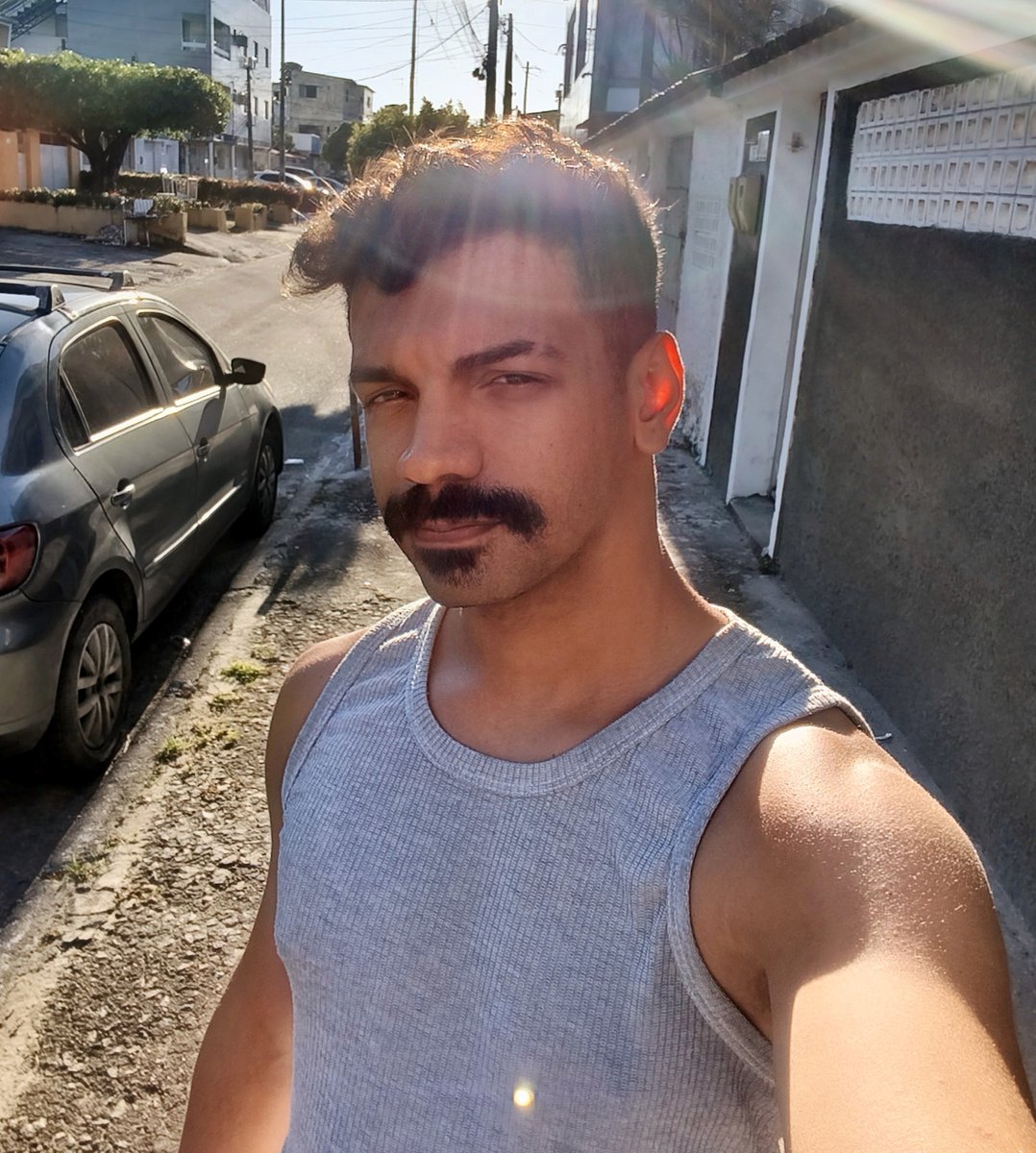 devastated_i's tweet photo. Aquele sol de fim de tarde 😮‍💨 https://t.co/vHuo1uhH0z