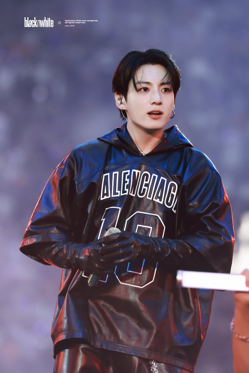 JJK_VotingTeam's tweet photo. ‼️ENDING SOON 7/31, less than 2 days left, let’s add more votes on both web and app. 

RT/Reply 
#NETIZENSCHOICE #JUNGKOOK for Most Handsome Man Alive #MHMA2026 #MHMA2026JUNGKOOK
@thenreport 

🗳️Vote hourly🔗https://t.co/nRsgnlaNc1

📱Collect and vote on app
IOS🔗https://t.co/kCRFsW3QFt
Android🔗https://t.co/Kq8YhAoCYU