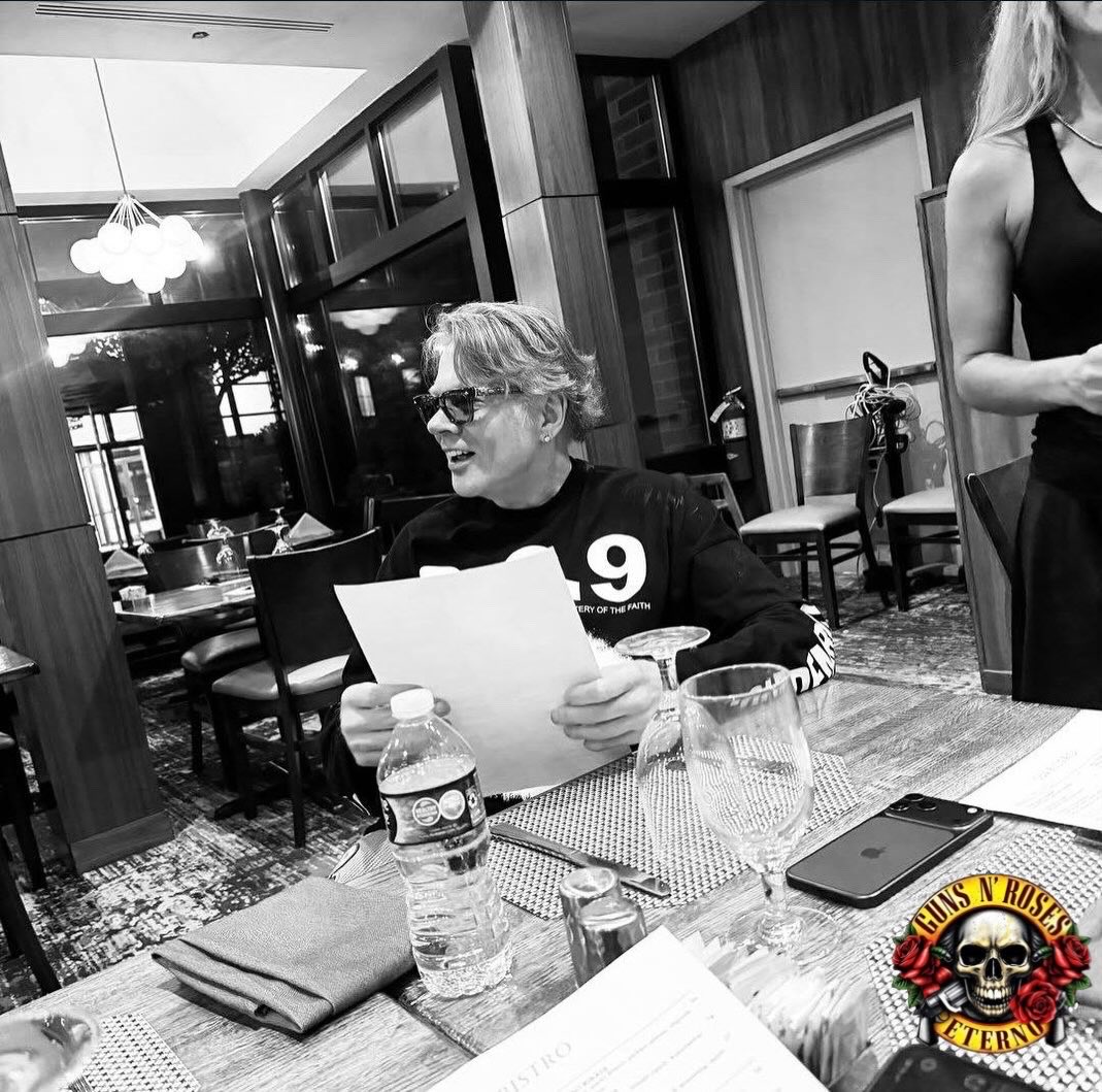 gnreternobr's tweet photo. Axl em Saratoga Springs, NY 🇺🇸 Julho/2026 

📷 @ Vanessa Santos 🩷
#gunsnroses #gnfnr #axlrose https://t.co/rFKwHr6iaX