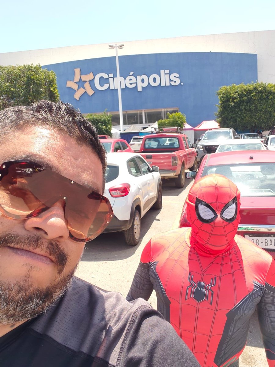 EricRicardoOC14's tweet photo. https://t.co/odqAYXLJTP Estamos en la #PremierMundial de🕷️#spiderman #brandnewday o #SpidermanUnNuevoDia 🕷️🕸️  #Comics_Commutyy 
#marvel  #marvellegends  #marvelcollector #marvelcomics  #mcu 
 #superhero  #superheroes  #superheroi
https://t.co/VNhTCrhh3X https://t.co/bsy0wj93Zc