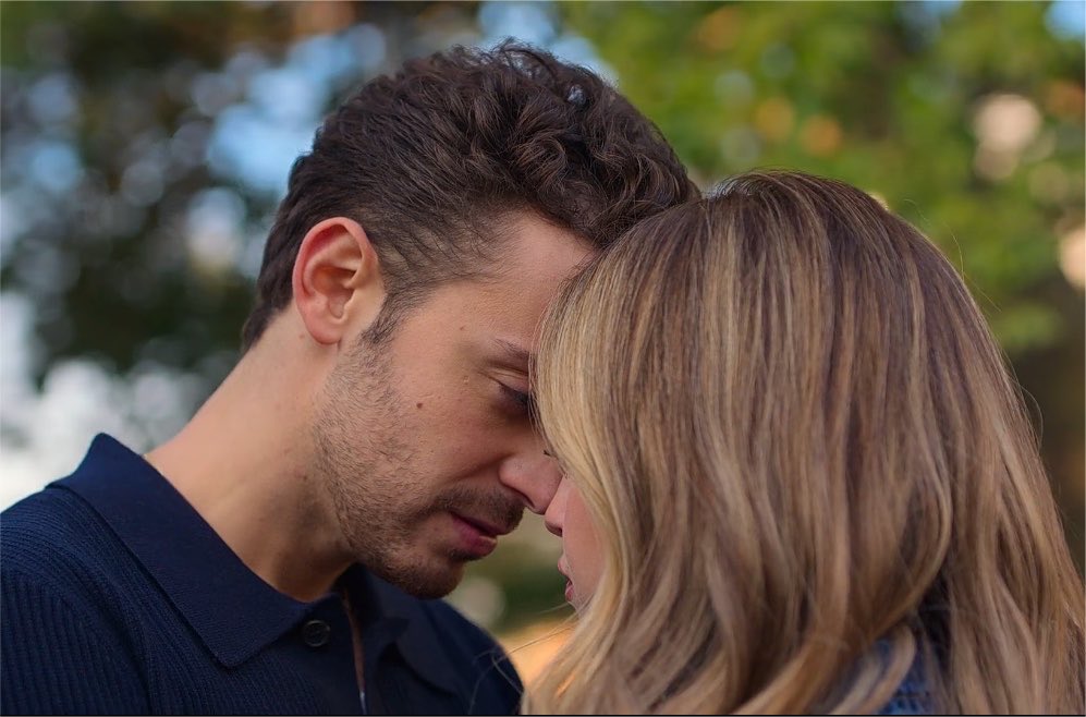ferzinhadeniz's tweet photo. essa cena aqui se tivesse sido a final pouparia tanto sofrimento, olha que coisa mais lindinha meu lutteo 🥲
 #lutteoporsiempre https://t.co/kaWRrGcFWF