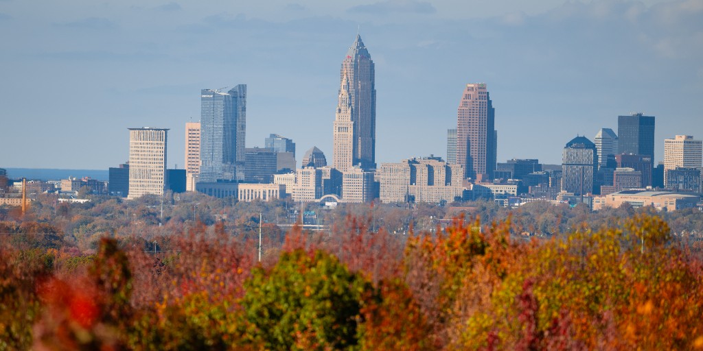 TheCLE's tweet photo. There's less than 100 days until Halloween...

Even though fall is calling, make the most of the season while it's here by clicking the link for summer things to do in The Land: https://t.co/9CuO8S6Qjw

📸: Erik Drost

#thelandforlife #halloween #fall #summer #thingstodo https://t.co/Li79Wc6gnE