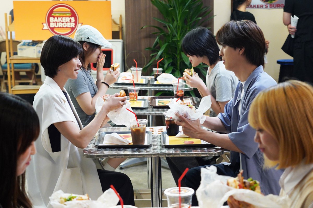 modelpress's tweet photo. 【今夜放送📺️】
「ラストノート」第4話💐

 葵（内田有紀）＆澄晴（寺西拓人）
すれ違う待ち合わせの行方は

✍️あらすじ・場面写真
https://t.co/O3ndGV8Lme

#ラストノート @lastnote_fujitv https://t.co/BdaLfA7OZP