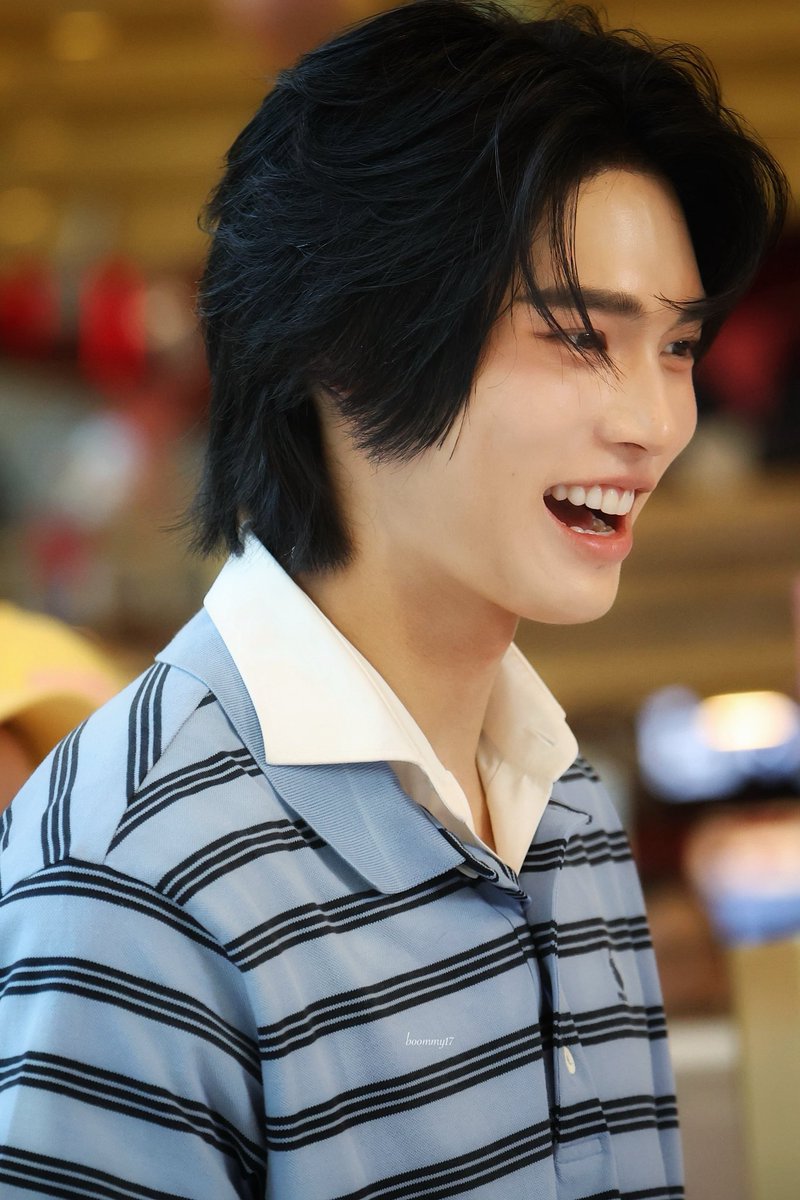 Aomshiro225's tweet photo. Morning Win 🐰✨

ขอให้งานในวงการและธุรกิจราบรื่น
เป็นที่รัก เป็นที่ชื่นชอบของทุกคน
ตั้งใจทำสิ่งใด ขอให้สำเร็จ
มีแต่คนดีๆ สิ่งดีๆเข้ามาในชีวิต
มีเวลาพักผ่อน ได้ทานของอร่อย
สุขภาพแข็งแรงทั้งกายและใจ
มีรอยยิ้มที่สดใสตลอดทั้งวัน💚

Win Metawin 
#HappyWinDay 
#winmetawin @winmetawin https://t.co/ABCTYmGjij