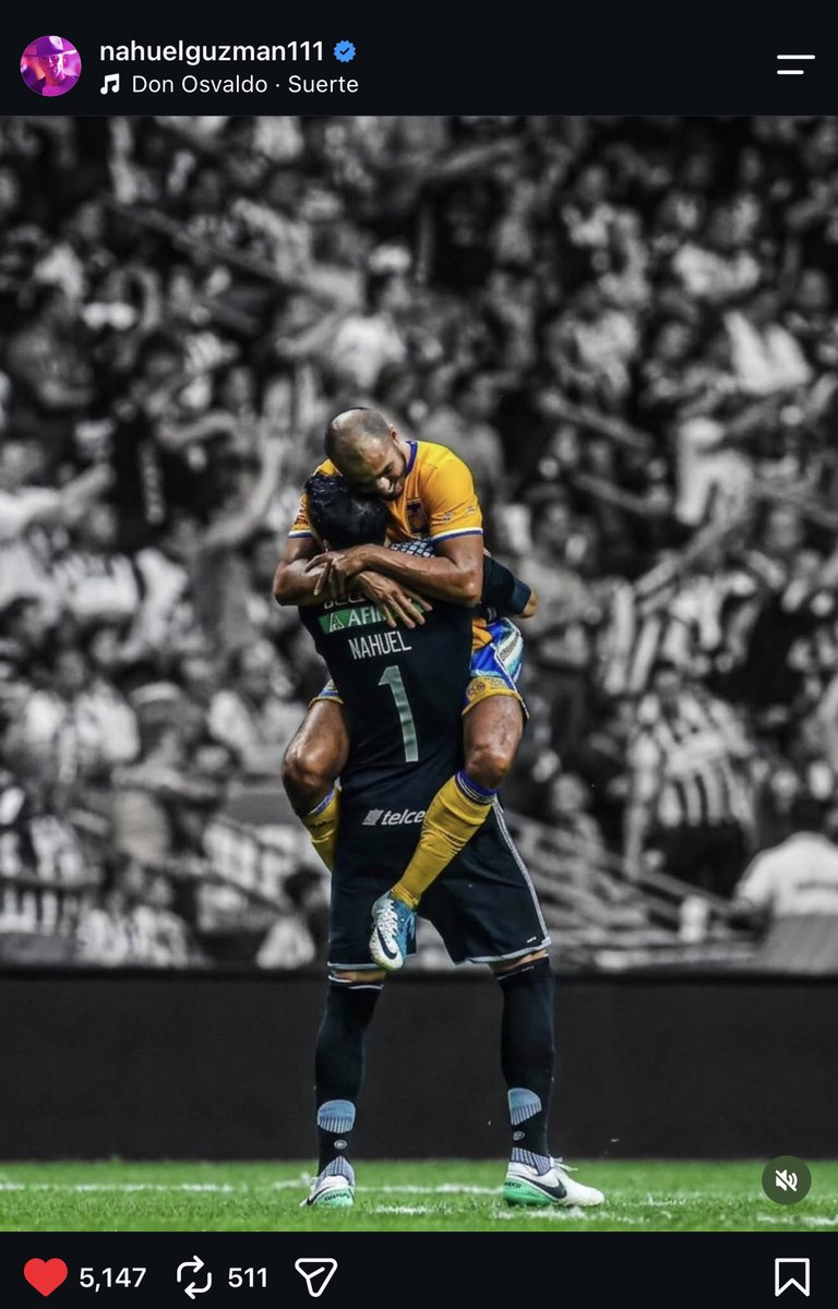 tigresfootball_'s tweet photo. La foto que acaba de subir Nahuel Guzmán para despedir y darle las gracias a Guido Pizarro. 

Pinche fotaza. Fuimos afortunados. 🥲💔 https://t.co/5MWFOI79HX