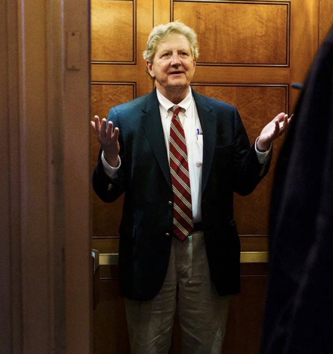 cutturd2's tweet photo. Dear @SenJohnKennedy, You havent signed on to CANCEL August recess. This has to be a mistake

I tagged Senator Kennedy

We want to know https://t.co/hoynLrN3kI