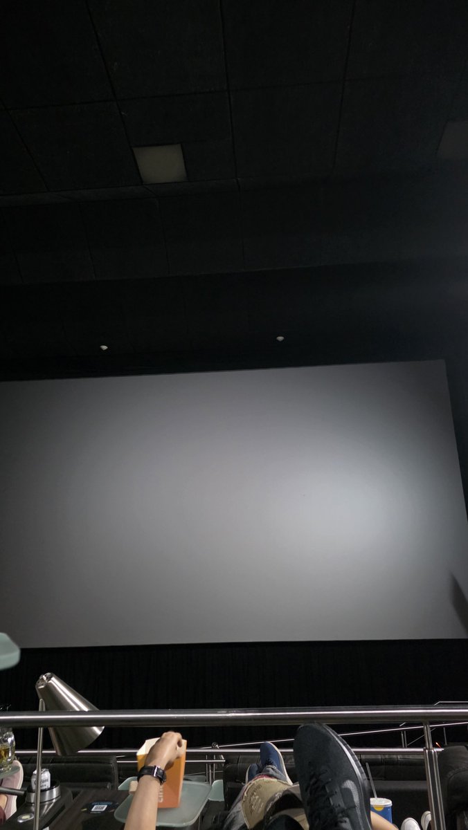 Mike_g4's tweet photo. Y pues que falla a la mitad de la película,, que paso mi @Cinepolis #CinepolisPaseoLaFe #CinepolisMty #Odisea @cinepolisvip https://t.co/vd9mcx9yG5
