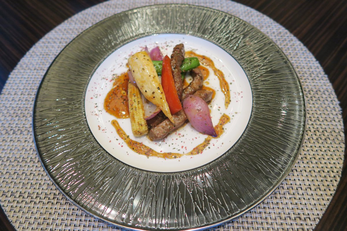LiveenGT's tweet photo. 【実食レポ】旬の味覚が楽しめる季節のディナーコース！《ヒルトン東京ベイ 中国料理「王朝」》 https://t.co/VNjTzElSQQ 
#王朝 #中国料理王朝 #季節のディナーコース #ヒルトン東京ベイ https://t.co/LVwYvLN72g