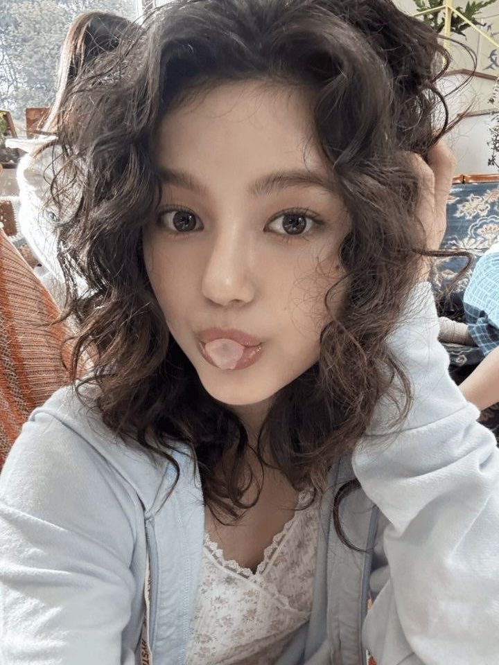 dazzifawn's tweet photo. 🩷 https://t.co/QNvB4oNXB9