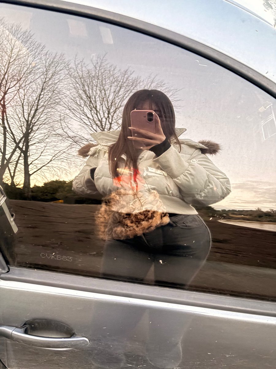 Anastasia tweet media