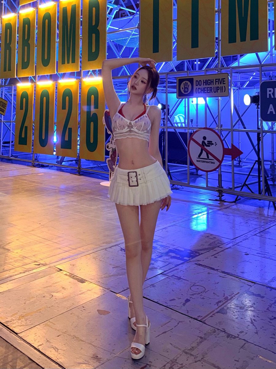 byeolcore's tweet photo. Hwiseo (H1-KEY) https://t.co/iooVAAjCam