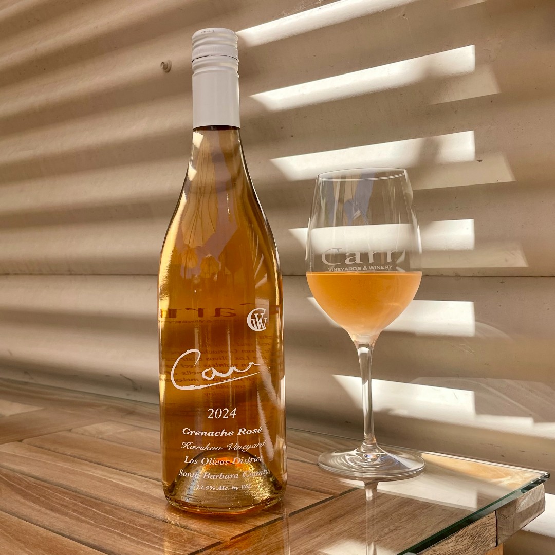 CarrWinery's tweet photo. Chill Out with Carr's 2024 Grenache Rosรฉ ๐
Pair this crisp rosรฉ with our climate-controlled tasting room for the perfect ambience and air conditioning to keep you cool in the summer heat.
#summerpairings #carrwinery #seesb #santabarbara #roseallday https://t.co/Gt5gBJBXgV