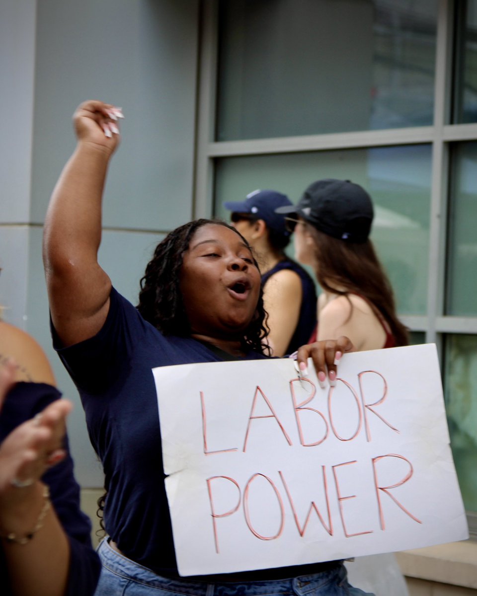 CentralLaborNYC's tweet photo. One day longer, one day stronger. Solidarity with the workers at Bronx Defenders holding the line for a fair contract. ✊ 

 #1u #UnionStrong https://t.co/YdfxYaeVNh