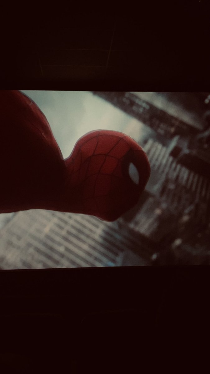 viniwtt's tweet photo. absolute cinema 
homem aranha um novo dia https://t.co/Dpx79E7wt5