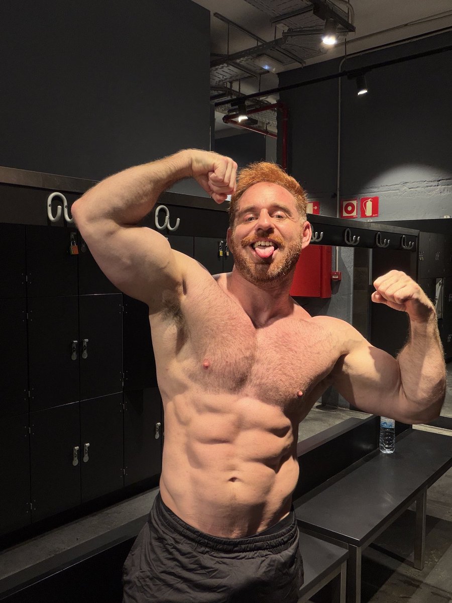 jonasjacksonxxx's tweet photo. I do enjoy training in Barcelona although I sweat a tonne. Who likes a sweaty boy?

Check out my: https://t.co/qS06eZySwF https://t.co/3EzBhDxCeR