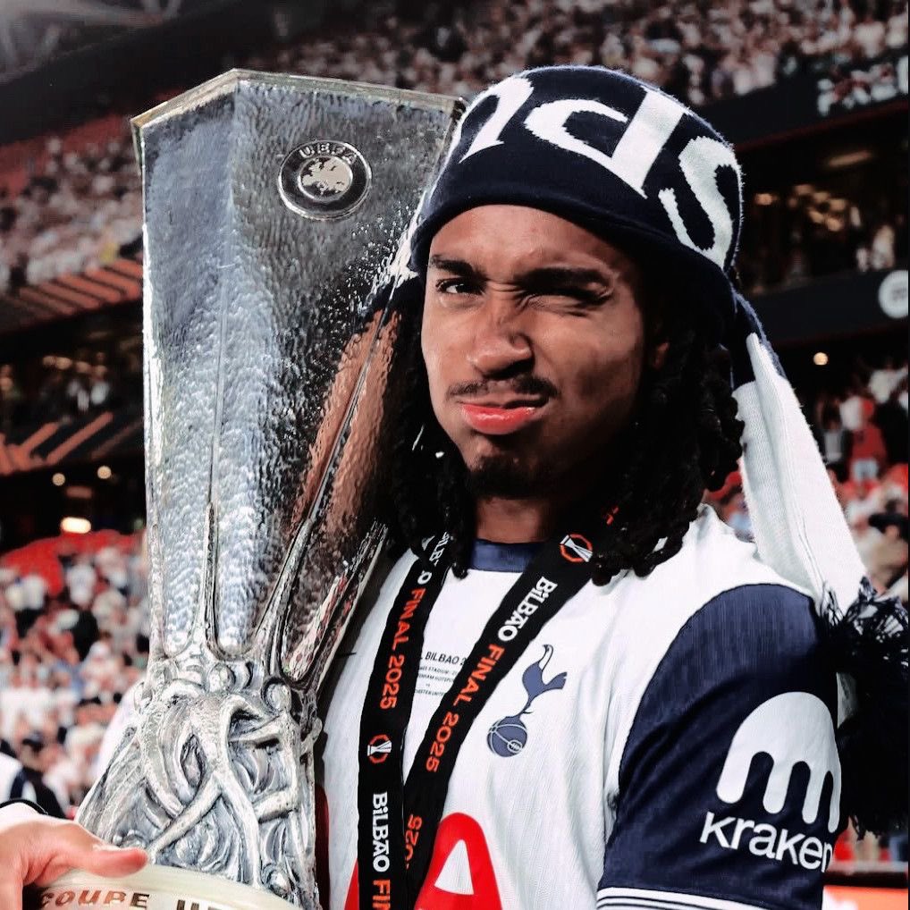 atm034's tweet photo. tottenham, club hermano. tráelos al atleti ya. https://t.co/FxhgJMjaFc