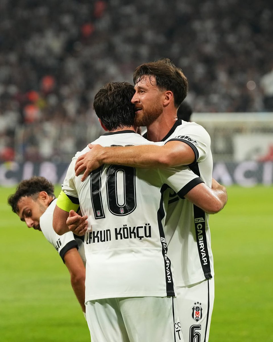 BÜŞRA💘BJK🦅 tweet media