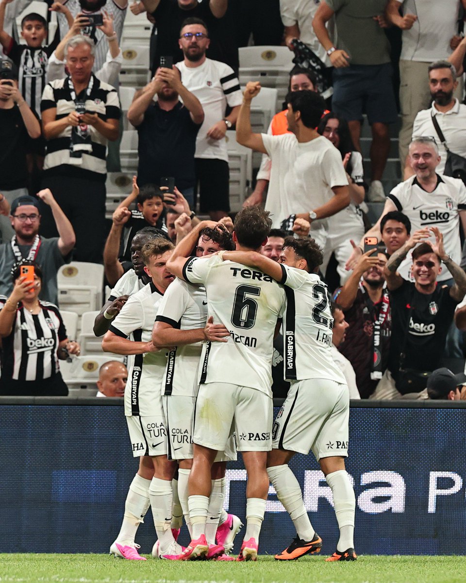 BÜŞRA💘BJK🦅 tweet media