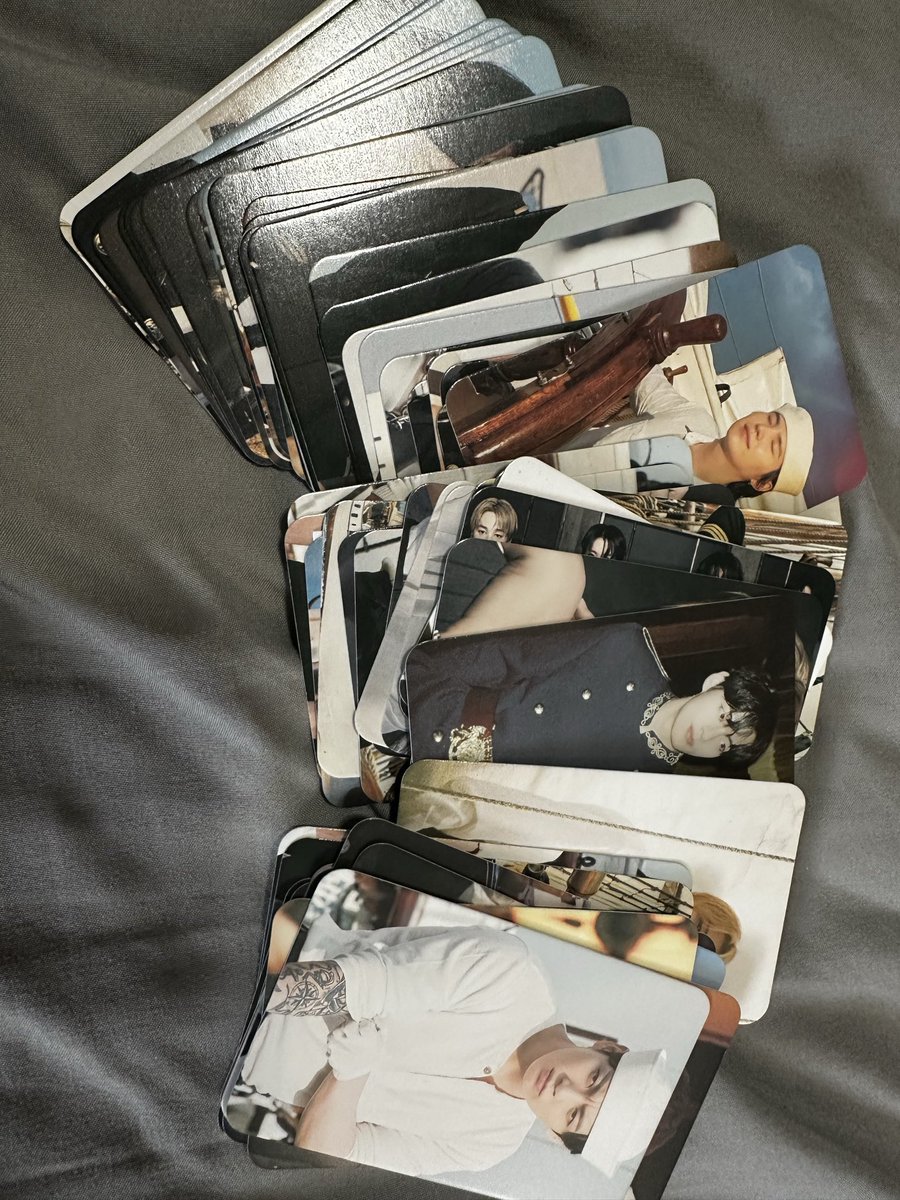 stillwithu99's tweet photo. Finally done with all my freebies!!! I’ll be at foxboro on both days. If you see me handing these out, come and get one ❤️ 

#BTS_WORLDTOUR_ARIRANG
#BTS_WORLDTOUR_FOXBOROUGH https://t.co/9fJfudqjjI