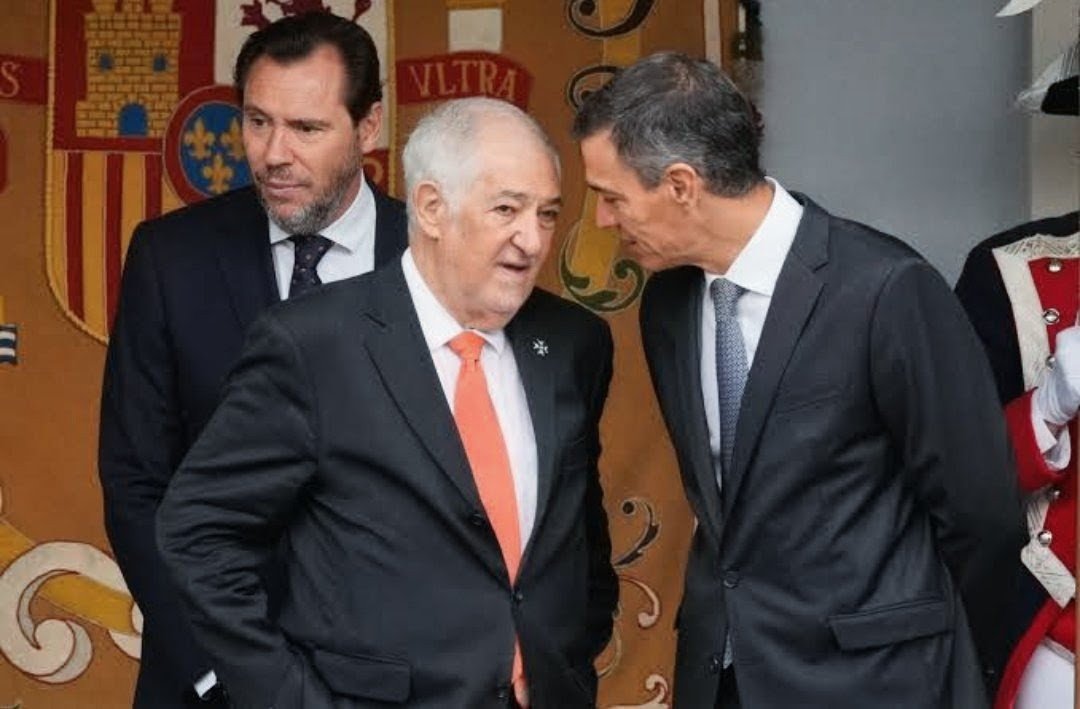BurgoVega's tweet photo. ÉSTOS SINVERGÜENZAS DESGILARAN POR EL PARO MUY PRONTO.
Y CON ESE CURRÍCULUM QUIÉN CONTRATARÁ ESTA GENTUZA QUE HOY SON DEDAZOS DEL CORRUPTO PSICÓPATA. https://t.co/JQSigfnbhZ