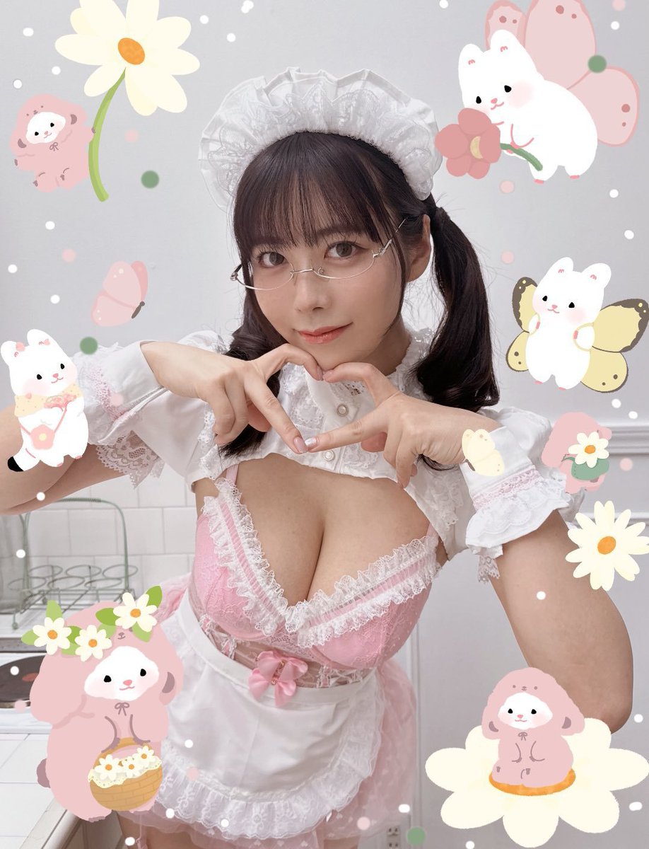 shuuheikanaka's tweet photo. おはようございます😊
昨日の話 休みだったので 二度寝リビングにも行かずゴロゴロ 
10時前になって 突如手の先が痺れて頭痛?!………熱中症の初期症状?!
すぐさまリビングに行き冷房＆水分＆ﾀﾌﾞﾚｯﾄ補給＝すぐに落ち着いてくる
教訓 起きたら即うがい＆水分補給(ﾟｰﾟ)(｡_｡)ｳﾝｳﾝ
それでは本日も水分とミネラル分、そして東雲うみちゃん分を適度に補給し
健やかにお過ごしください
(*´▽｀)ﾉﾉ
 #東雲うみ