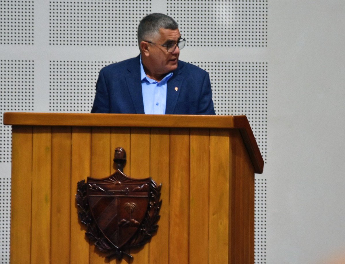 AsambleaCuba's tweet photo. La @AsambleaCuba aprobó la ley «De Tierra Agropecuaria y Forestal»

#PoderPopular 
#CubaLegisla https://t.co/Pa2dEks0vW